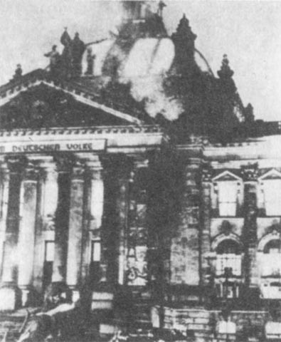 Pożar Reichstagu.