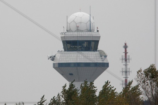 Wieża kontroli lotow, Warszawa-Okęcie.